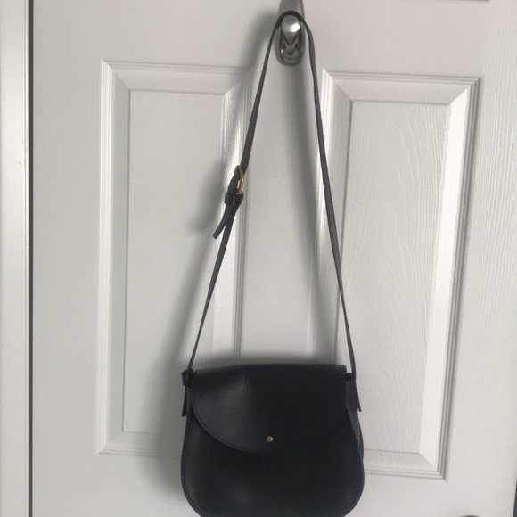 Madewell Handbags - Madewell black leather bag
